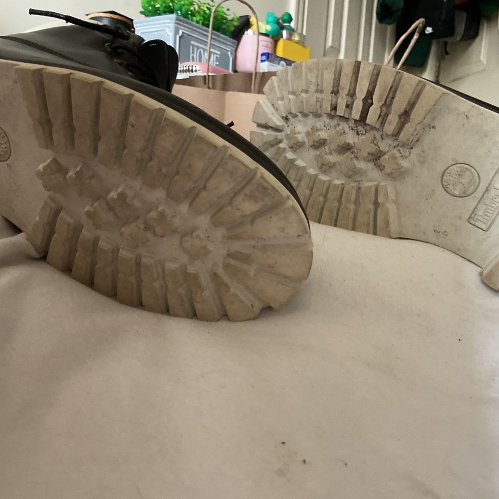Timberlands - Picture 3 of 5